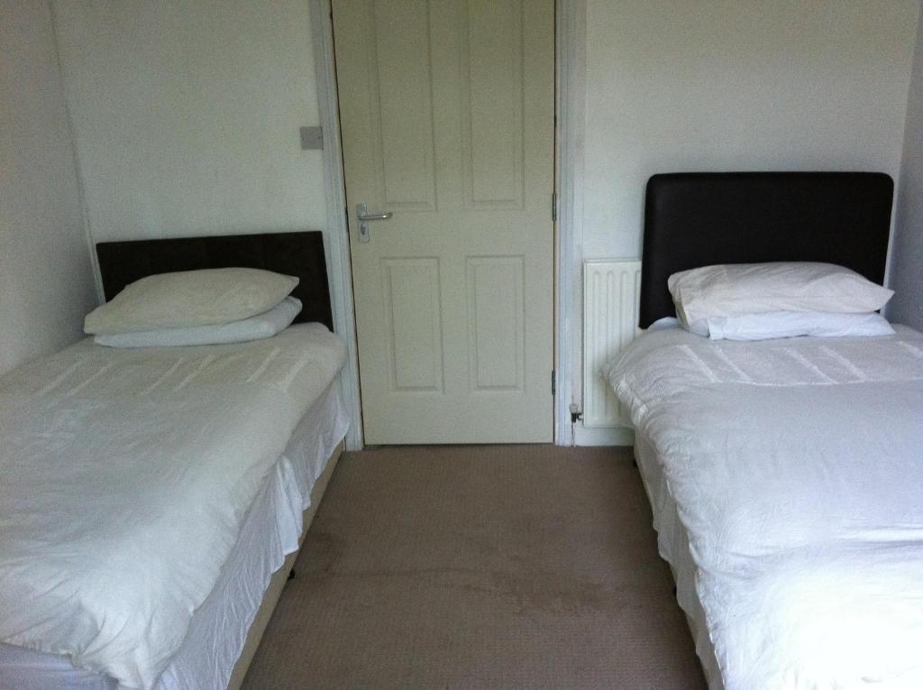 Carronbridge Guest House Kilsyth Ruang foto