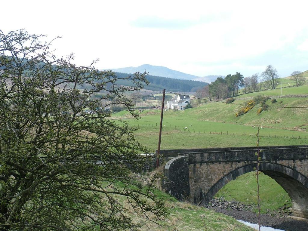 Carronbridge Guest House Kilsyth Bagian luar foto